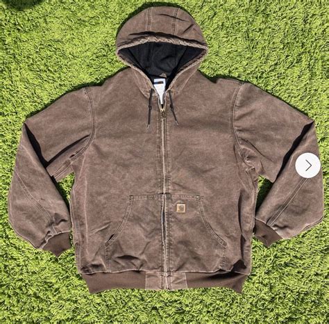 carhartt vintage hoodie.